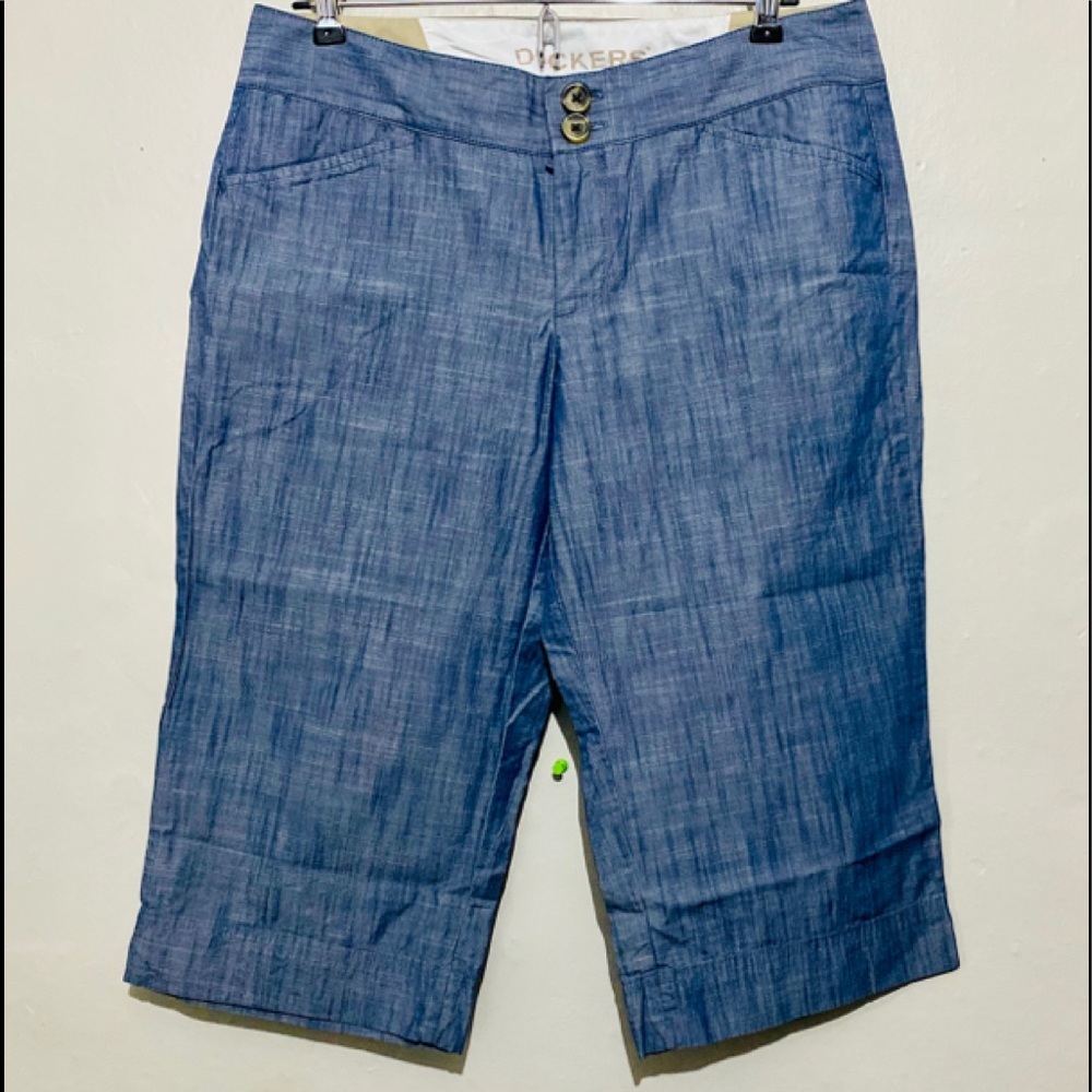 Dockers Women’s 8 Petite Blue Capri Pants